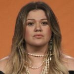 Kelly Clarkson Defends Spanking as a Parenting Choice: A Controversial Approach to Discipline