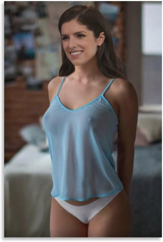 Hollywood’s Tiny Powerhouse with a Voice That Shakes the Room