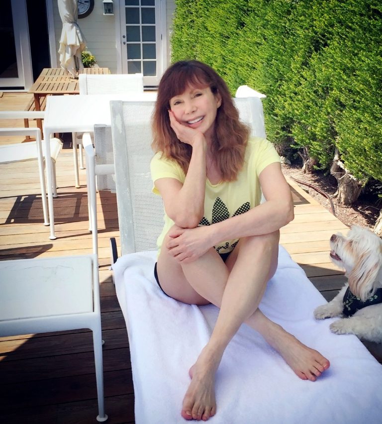 How Victoria Principal looks at 74 😲