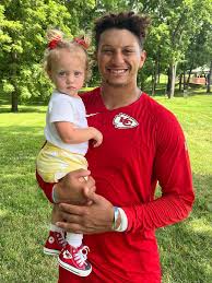SAD NEWS!!! Kansas City Chiefs fans shed tears and pray for Patrick Mahomes’s baby after the heartbreaking announcement