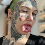 From One Tattoo at 14 to a Fully Transformed Body — Her Look Has the Internet Divided Source: https://cute-smile.com/from-one-tattoo-at-14-to-a-fully-transformed-body-her-look-has-the-internet-divided