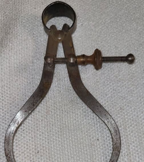 I Found This Strange Object in an Old Toolbox—You Won’t Believe What It Turned Out to Be