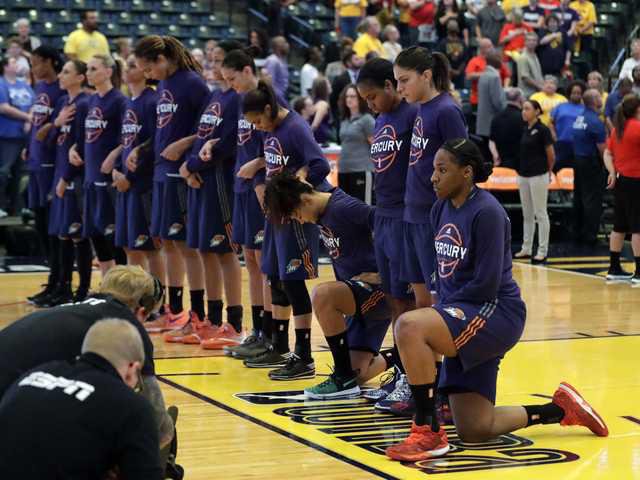 ⛹🏼♂️ Breaking News: Two WNBA players were immediately disqualified for kneeling during the flag ceremony – naruto